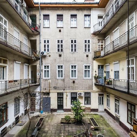 BpR BRIGHT Sapphire Apartment Budapest Extérieur photo